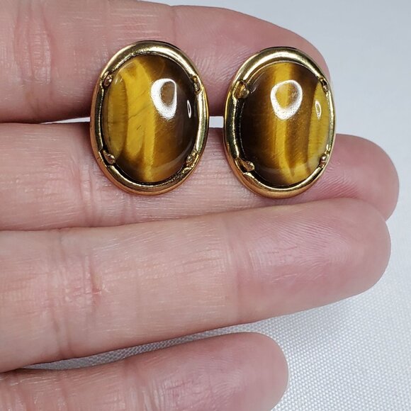 Vintage Gold-Tone Oval Tiger Eye Gemstone Cufflinks For Men - Picture 12 of 15